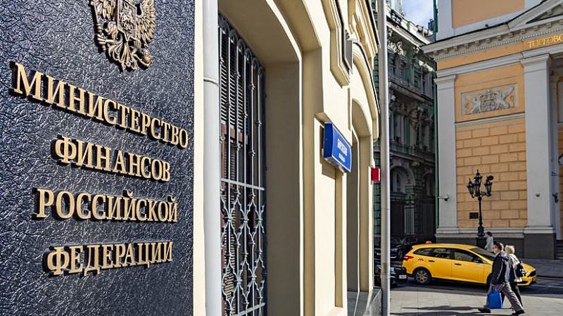 Минфин: правкомиссия отменила требование о продаже 50% валютной выручки экспортёров России